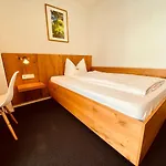 Stadthotel Waldhorn Hotel