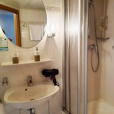 Stadthotel Waldhorn Ξενοδοχείο Kirchheim unter Teck