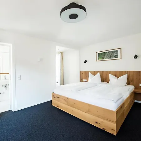 Stadthotel Waldhorn Ξενοδοχείο Kirchheim unter Teck